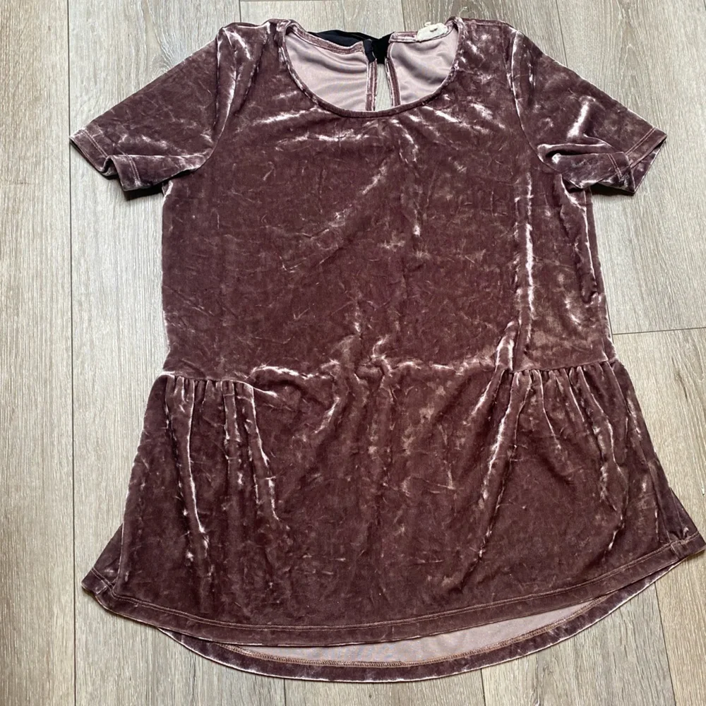 Pleione Anthropologie Women’s Velvet Blouse Short Sleeve Size Small